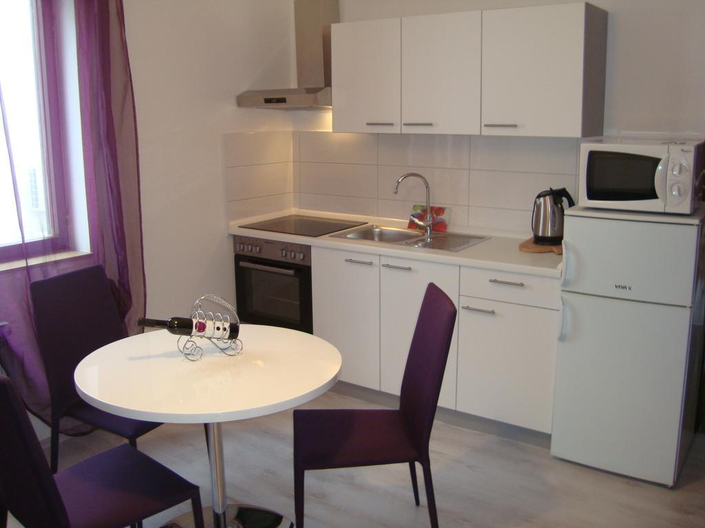 Apartments Peloza Poreč Zimmer foto