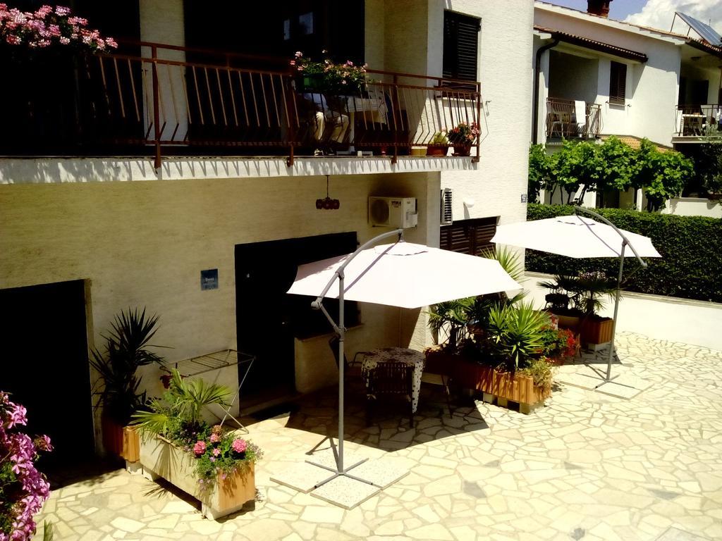 Apartments Peloza Poreč Exterior foto