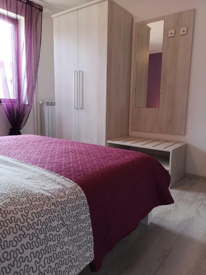Apartments Peloza Poreč Exterior foto